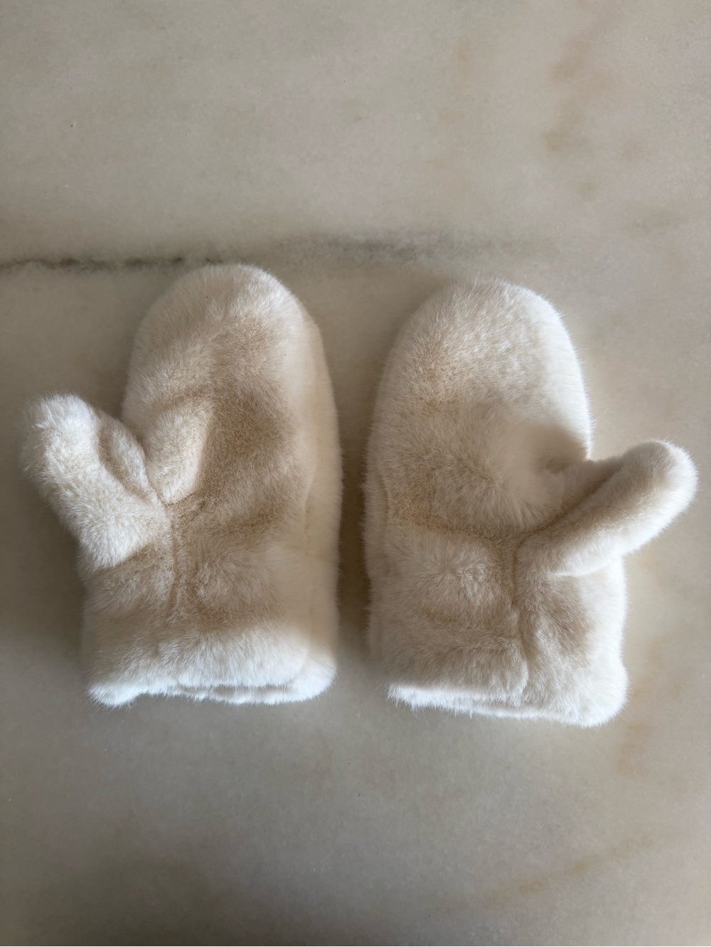 Mittens - Picture 2 of 2
